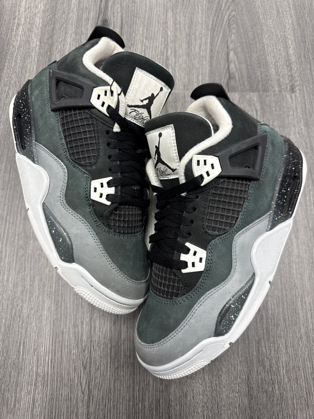 Jordan 4 Fear GS - size 7