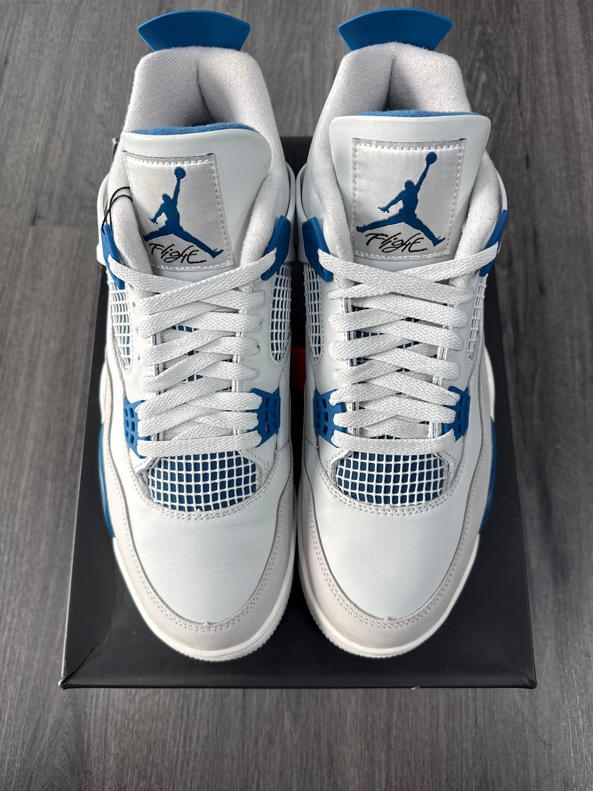 Jordan 4 Military Blue - size 11