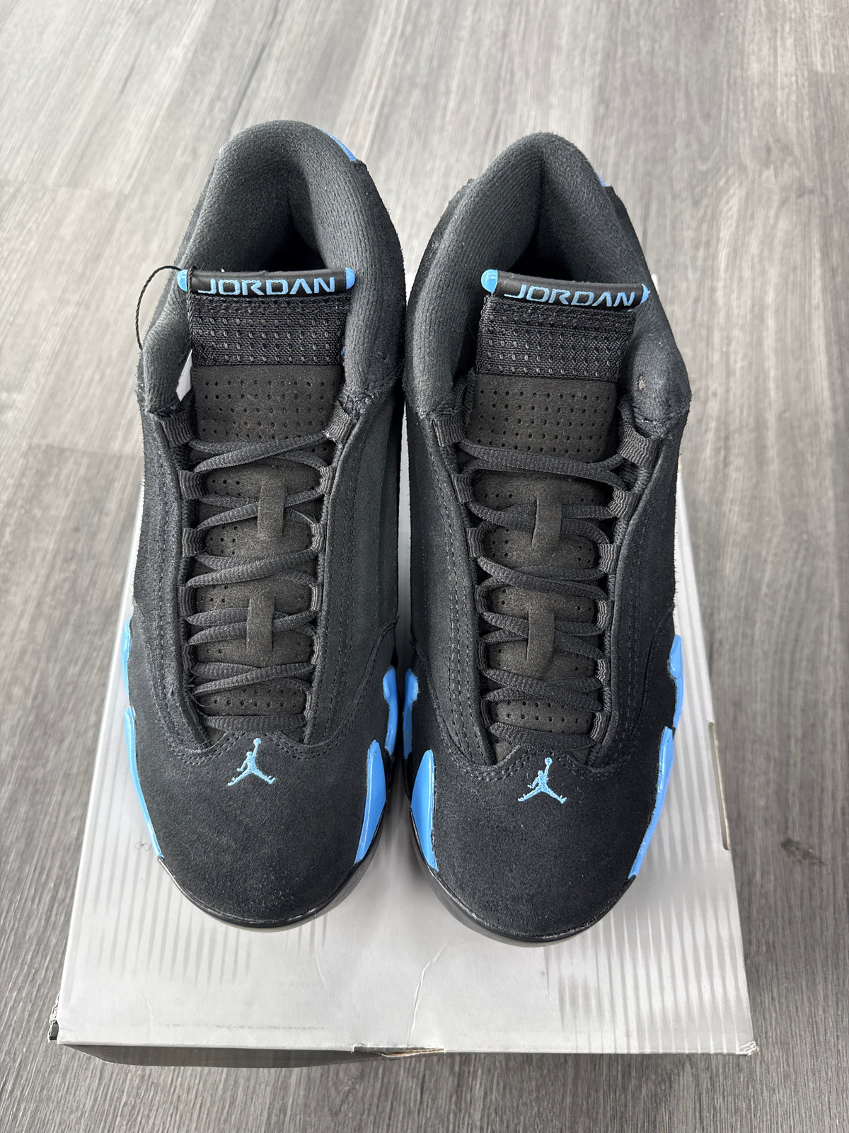 Jordan 14 UNC - size 9