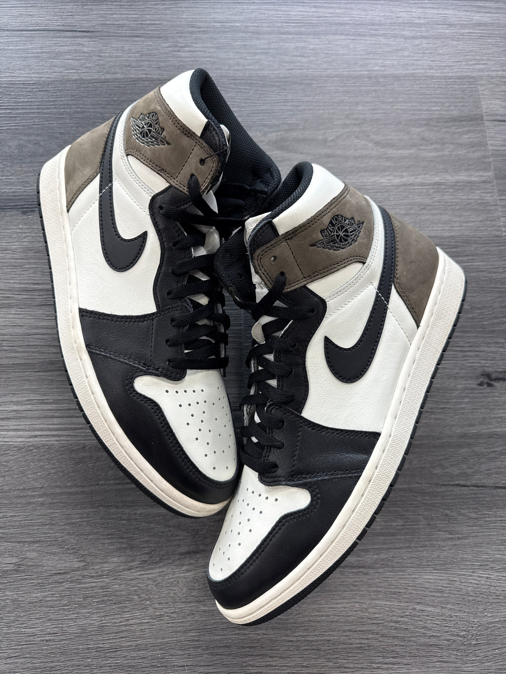 Jordan 1 Mocha - size 12