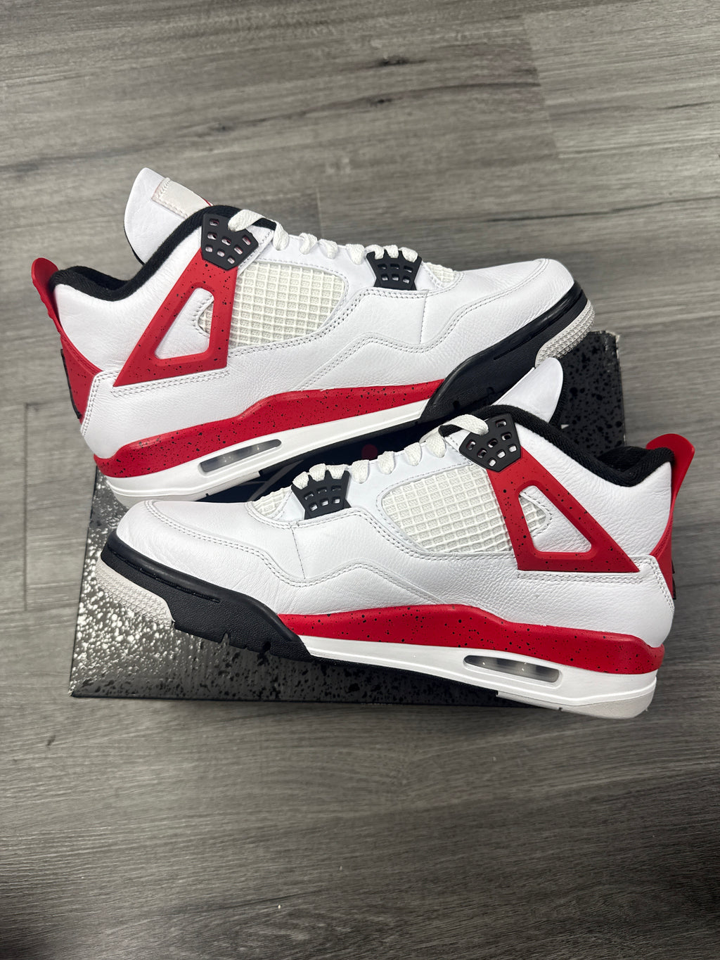 Jordan 4 Red Cement - size 9