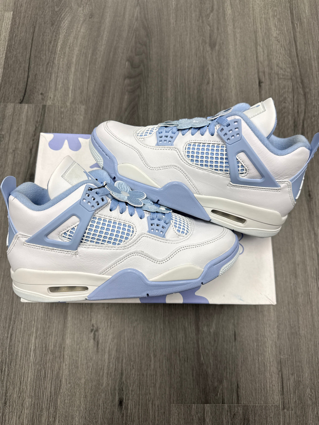 Jordan 4 Forget Me Not - size 8.5m/10w