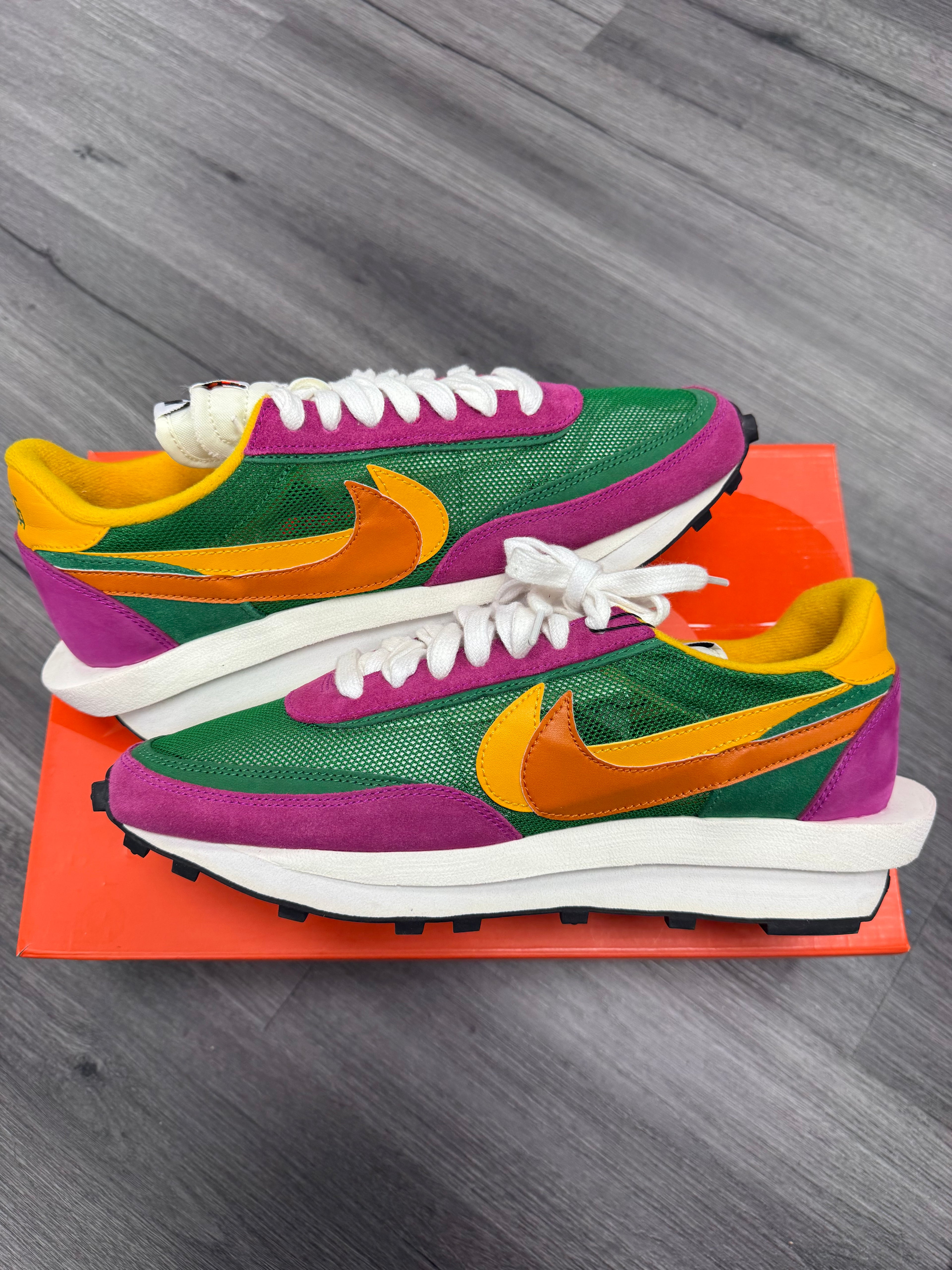 Nike LD Waffle Sacai Pine Green - size 10