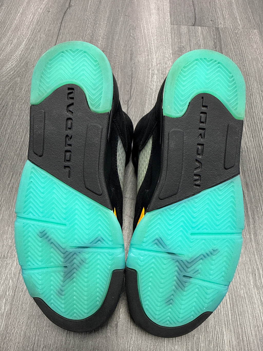 Jordan 5 Aqua GS - size 5.5