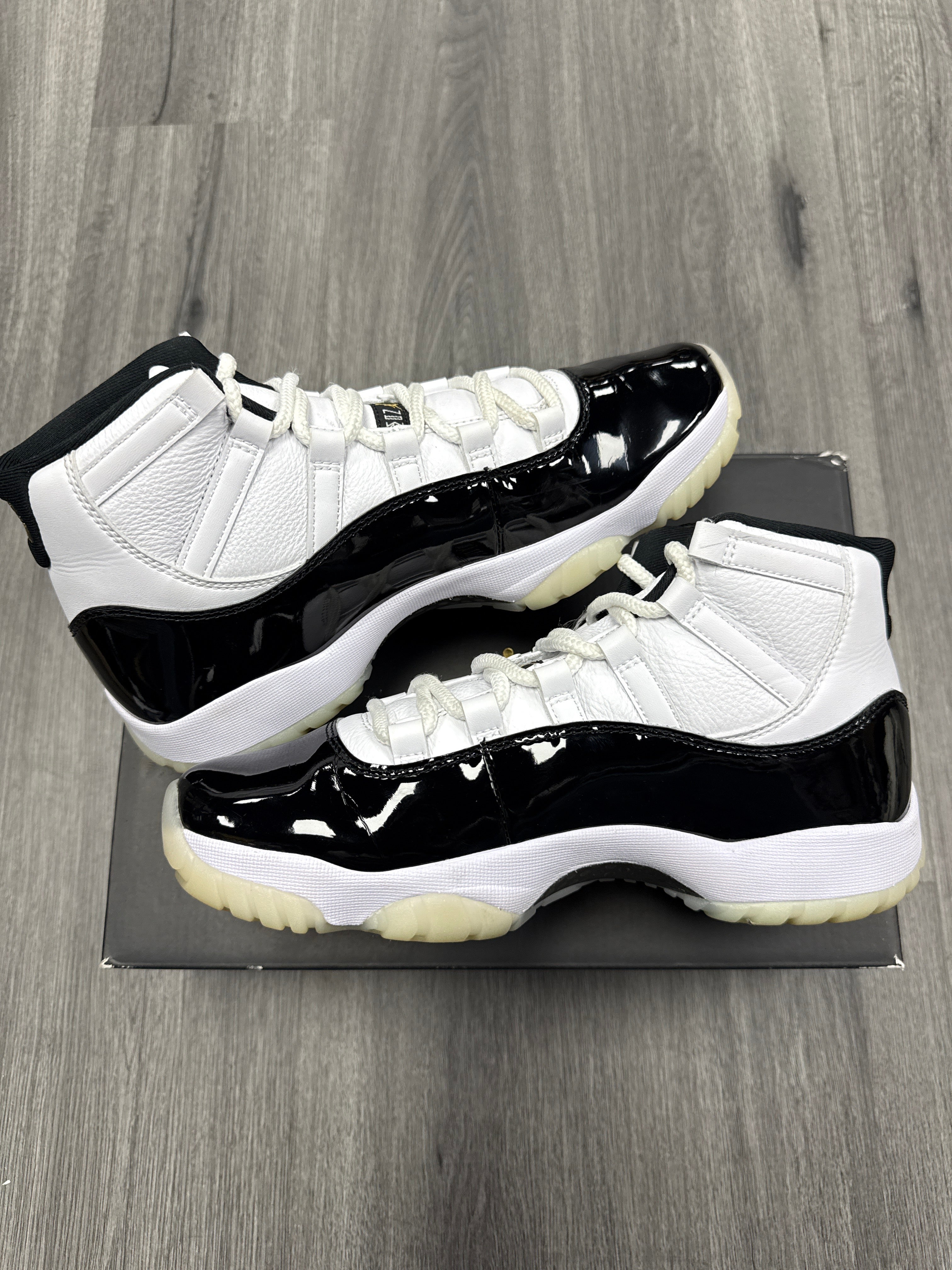Jordan 11 Gratitude - size 8