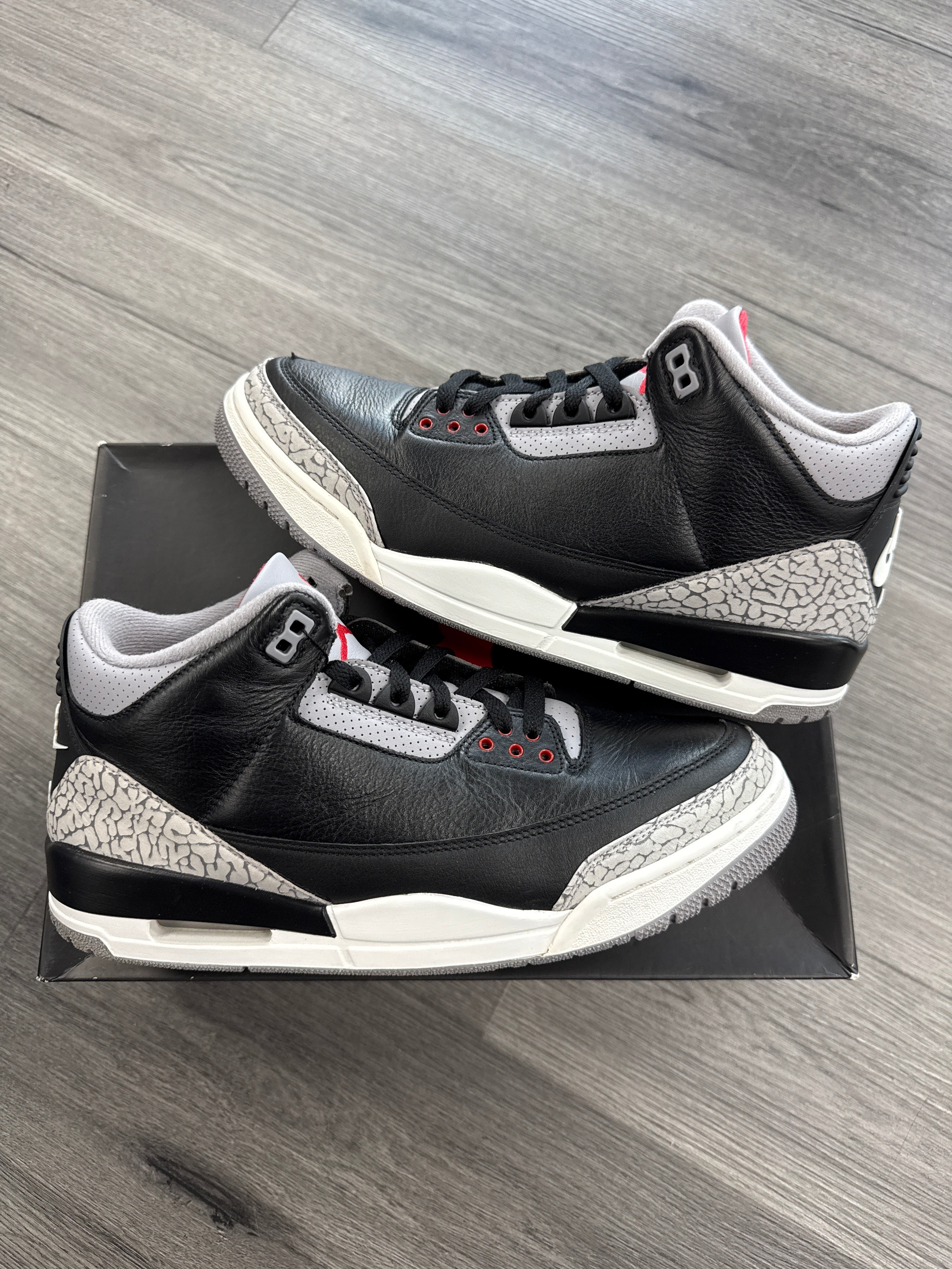 Jordan 3 Black Cement - size 10.5