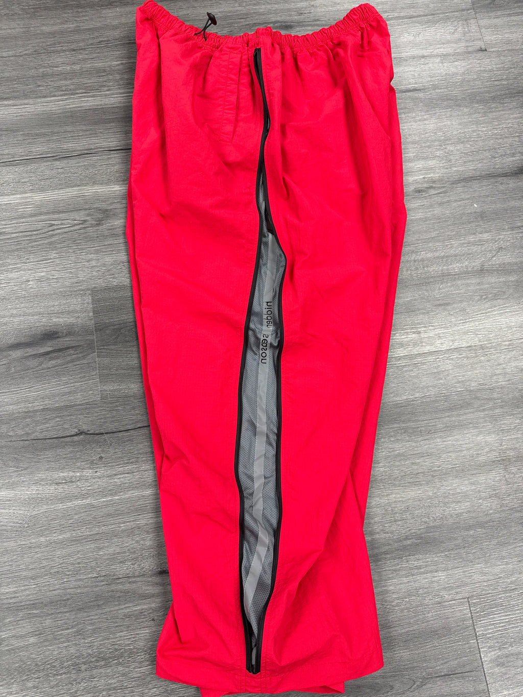 Hidden Season Nylon Track Pants Red - size xl