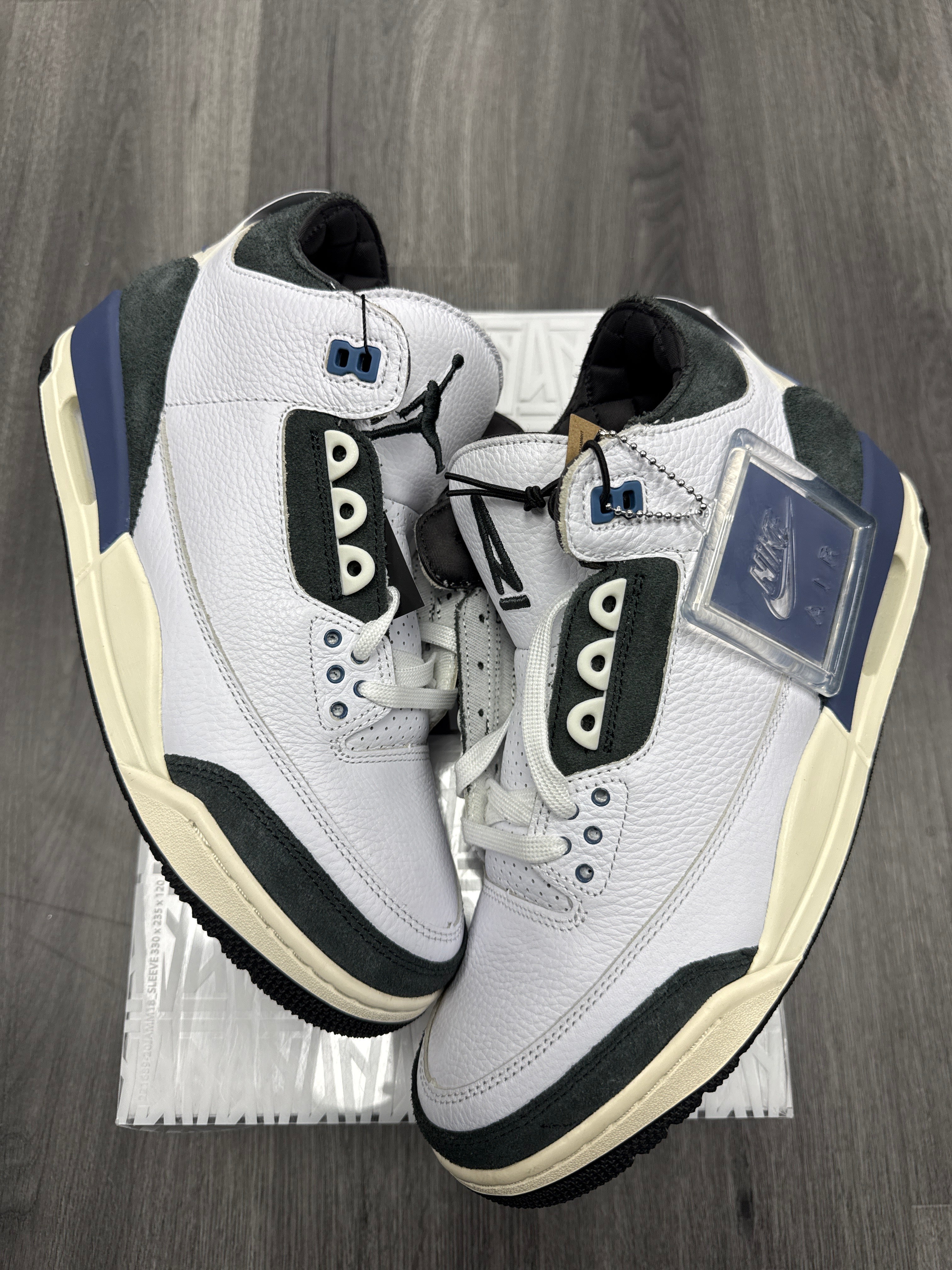 Jordan 3 A Ma Maniere Diffused Blue - size 9.5