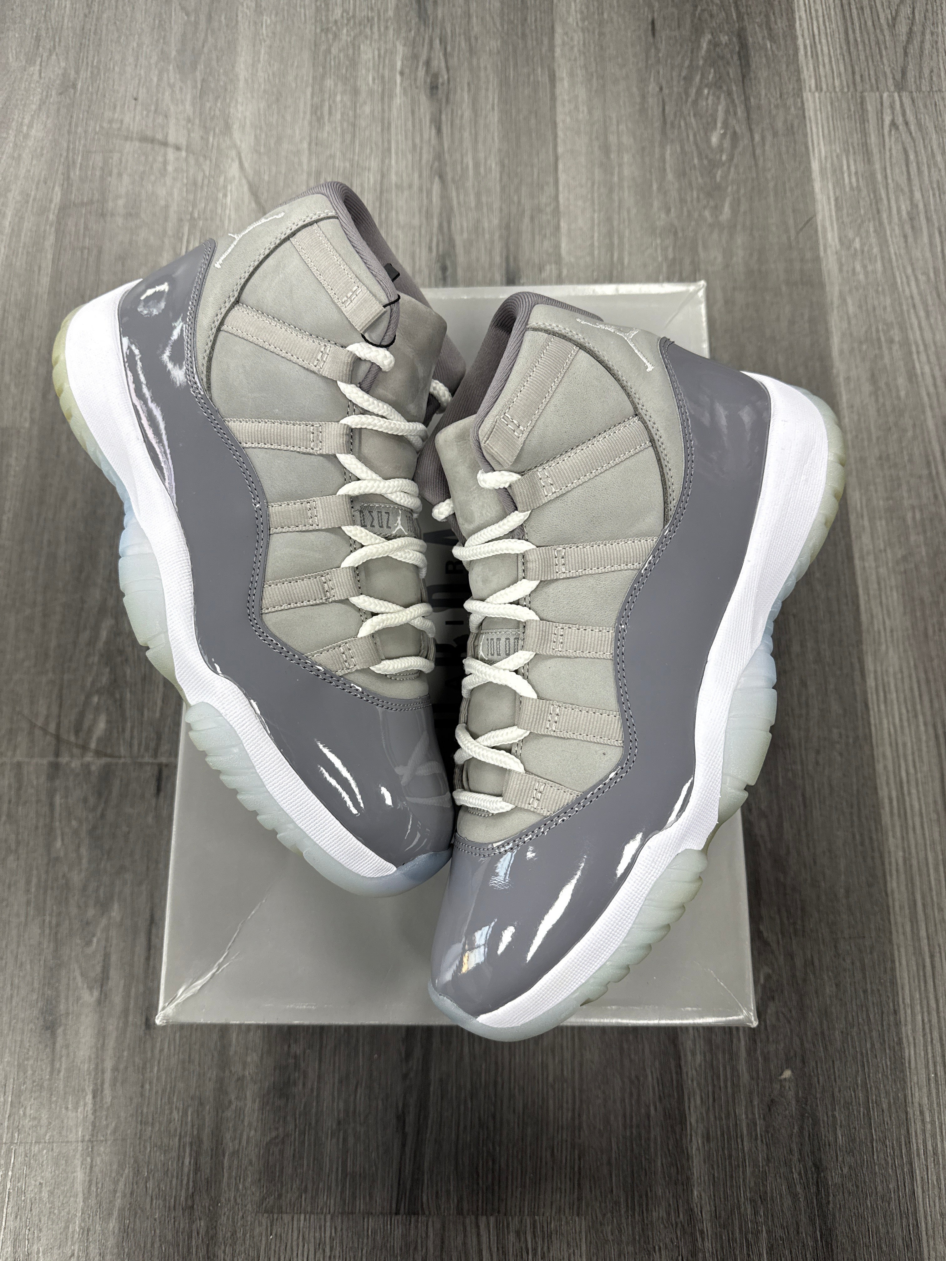 Jordan 11 Cool Grey - size 9.5