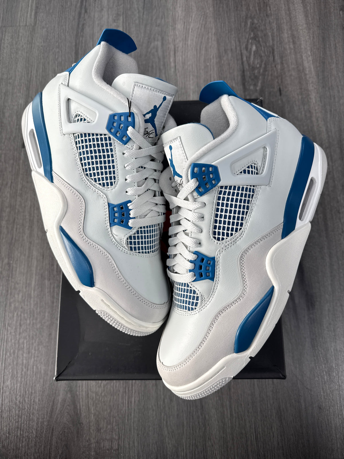 Jordan 4 Military Blue - size 11