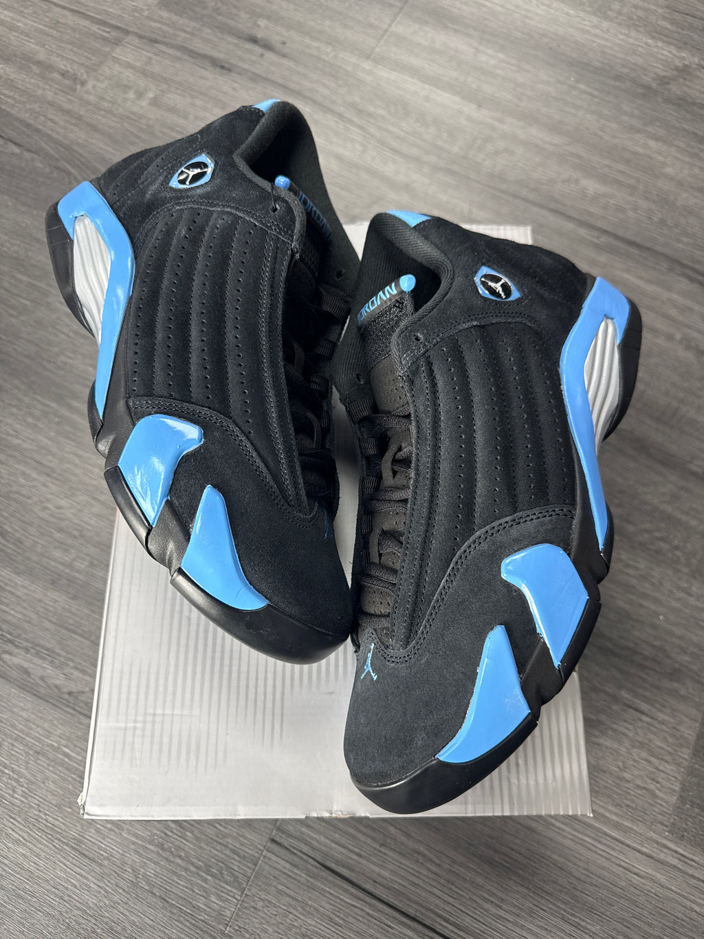 Jordan 14 University Blue - size 9.5