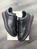 Alexander McQueen Black - size 11