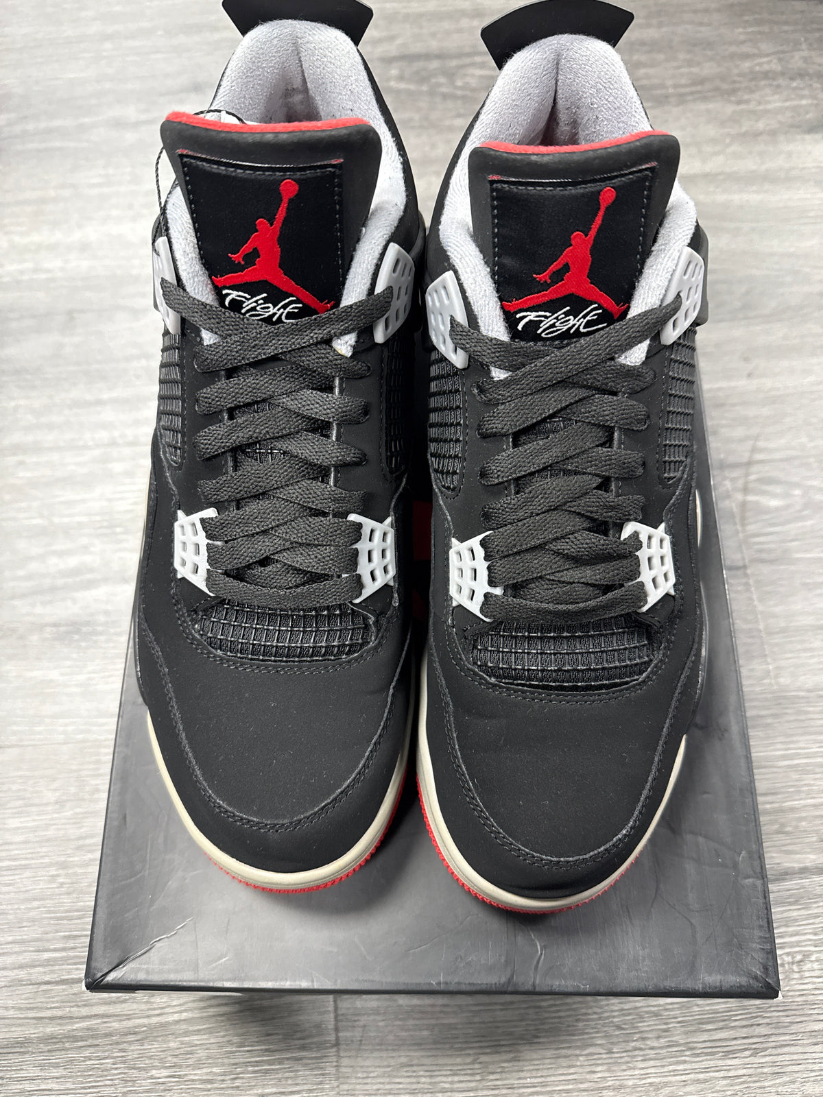 Jordan 4 Bred (2019) - size 9.5