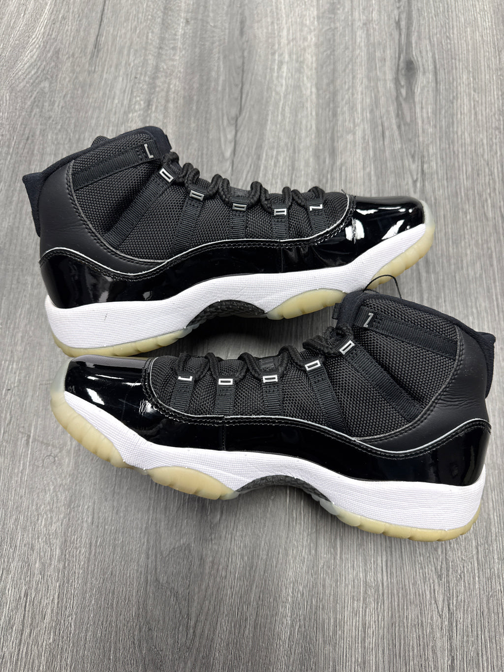 Jordan 11 Jubilee GS - size 7