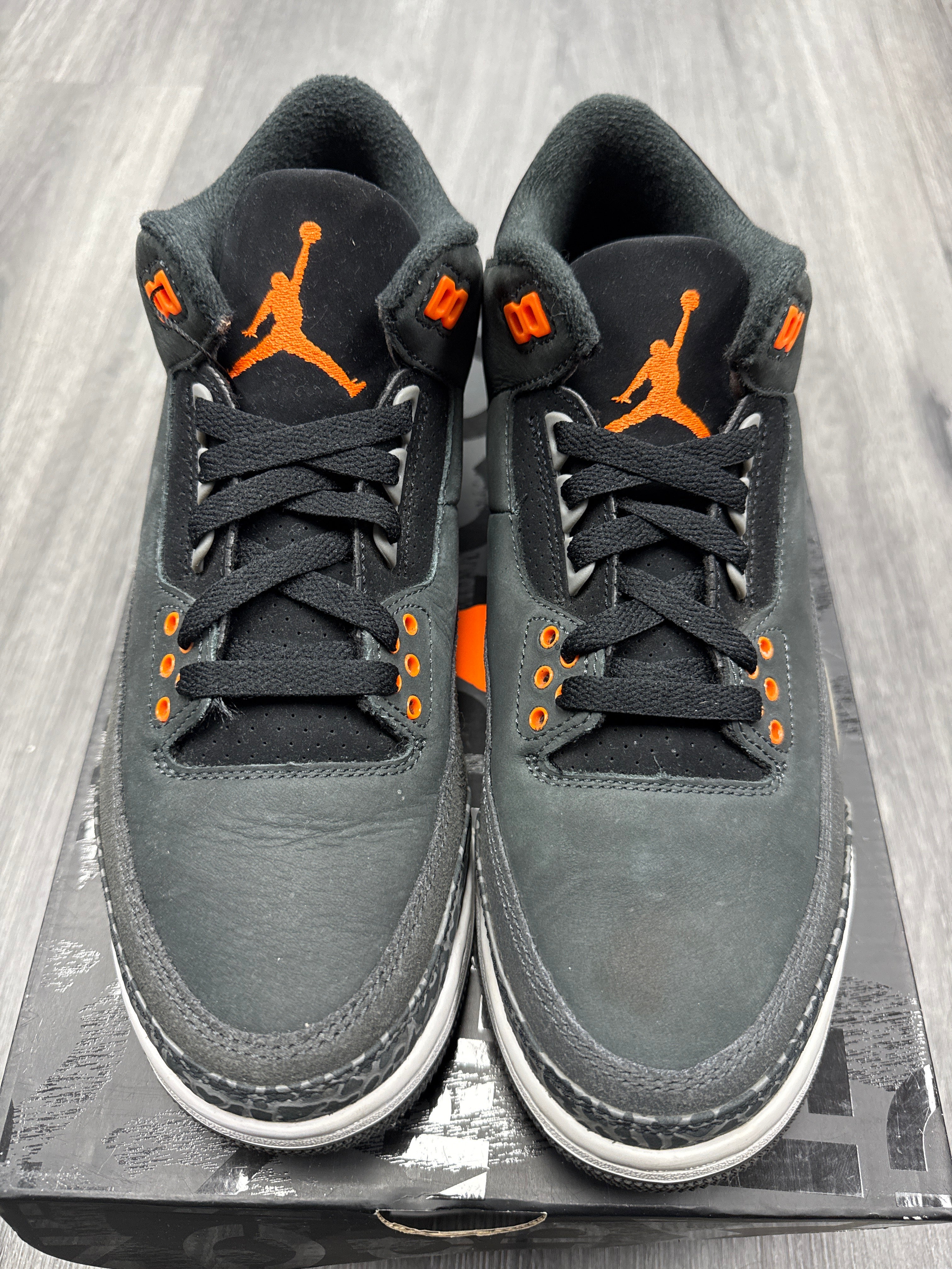Jordan 3 Fear - size 8