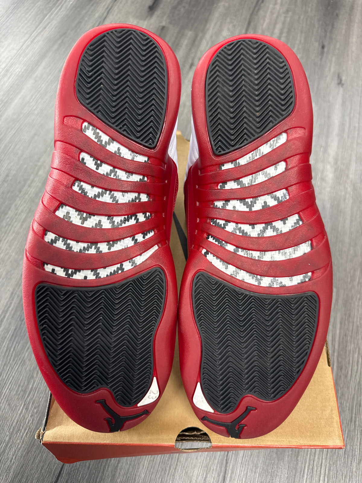 Jordan 12 Cherry - size 14
