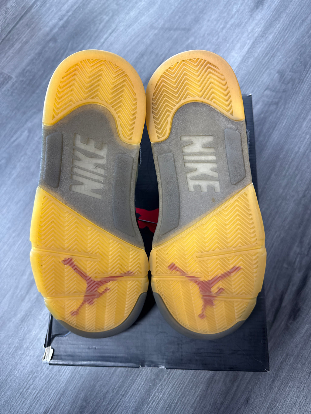 Jordan 5 Off White Muslin - size 9.5