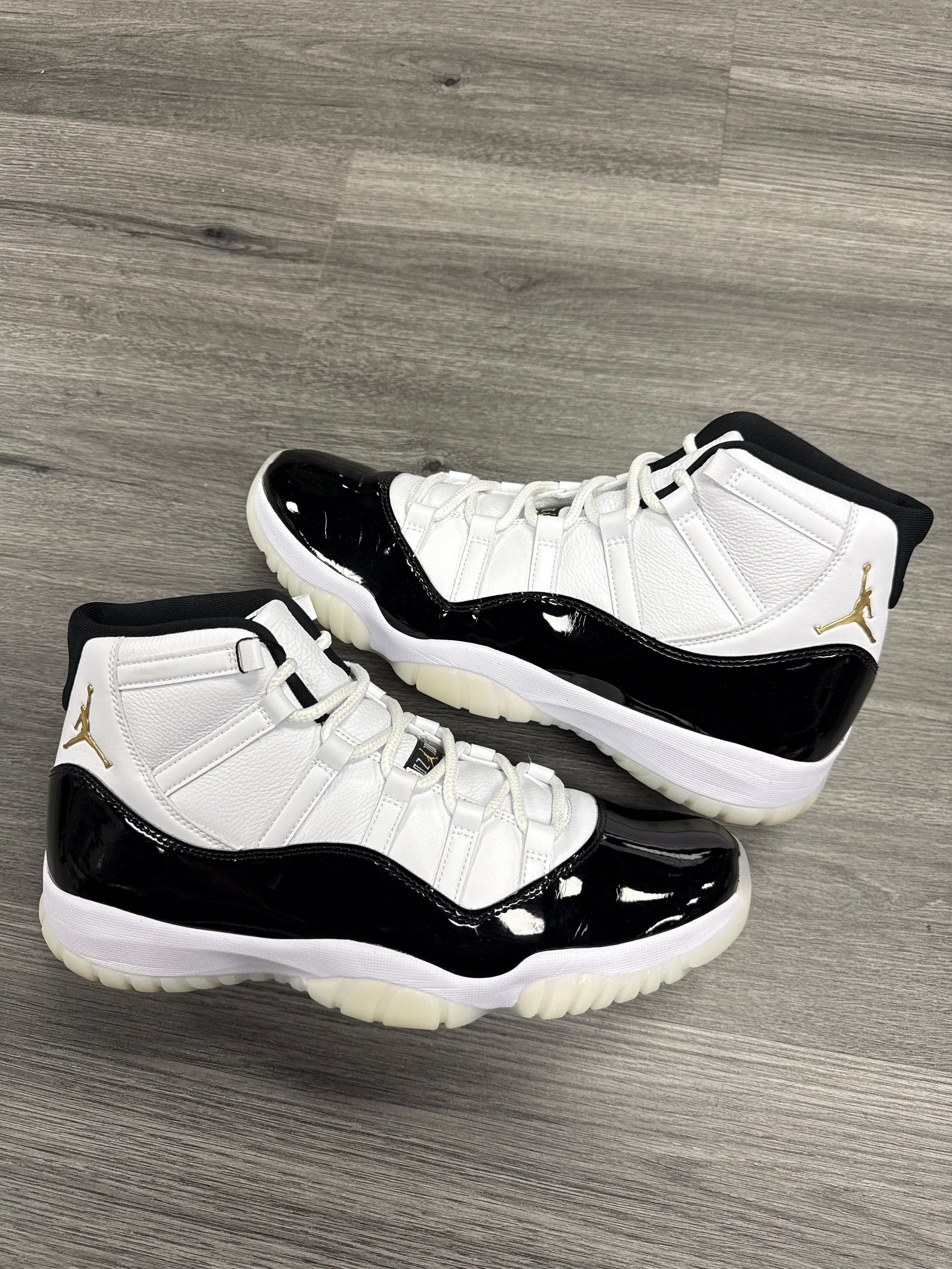 Jordan 11 Gratitude - Size 13