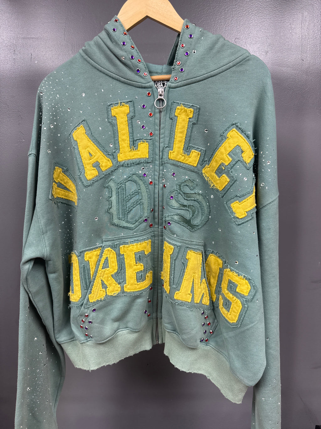 Vale Valley Dreams Zip Up Green - size L
