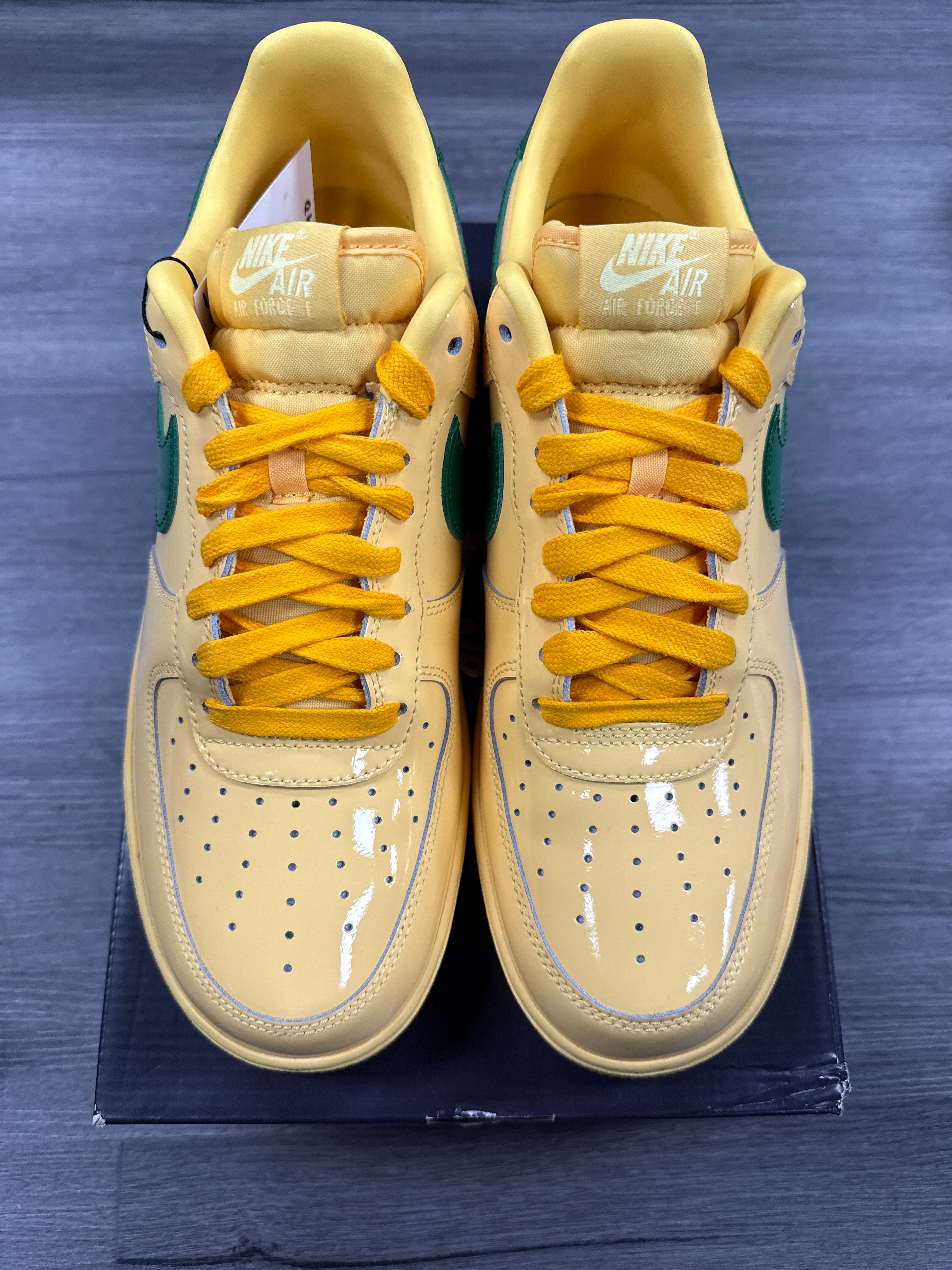 Nike Air Force 1 Patent Yellow Topaz - size 10.5