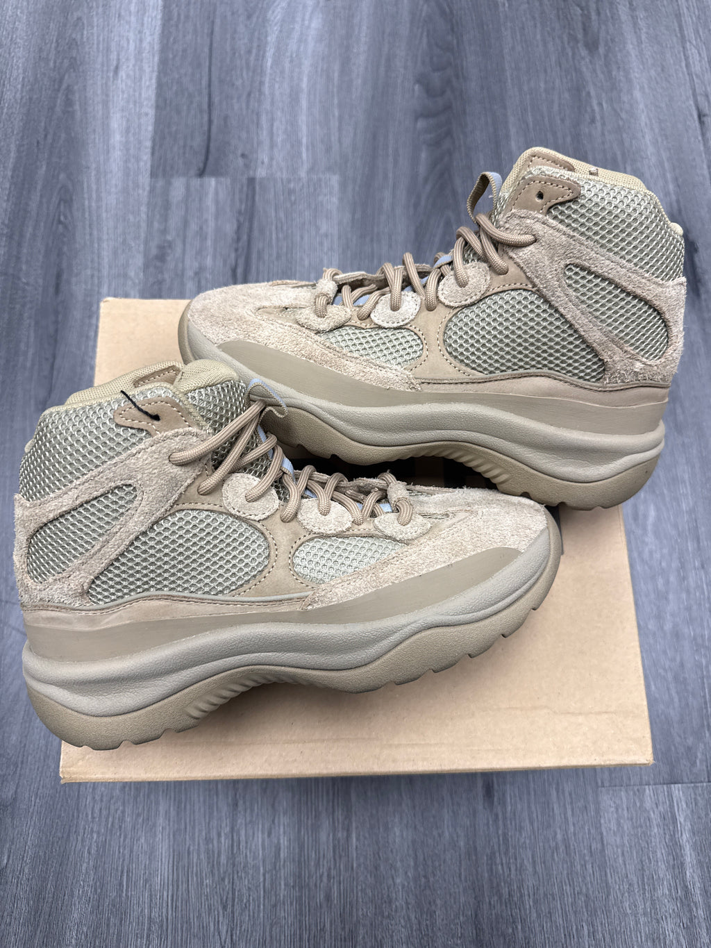 Adidas Yeezy Dessert Boot Rock - size 6.5