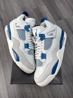 Jordan 4 Military Blue - size 10.5