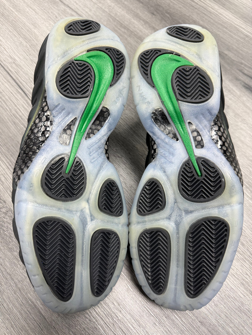 Nike Air Foamposite Pro Pine Green - size 10