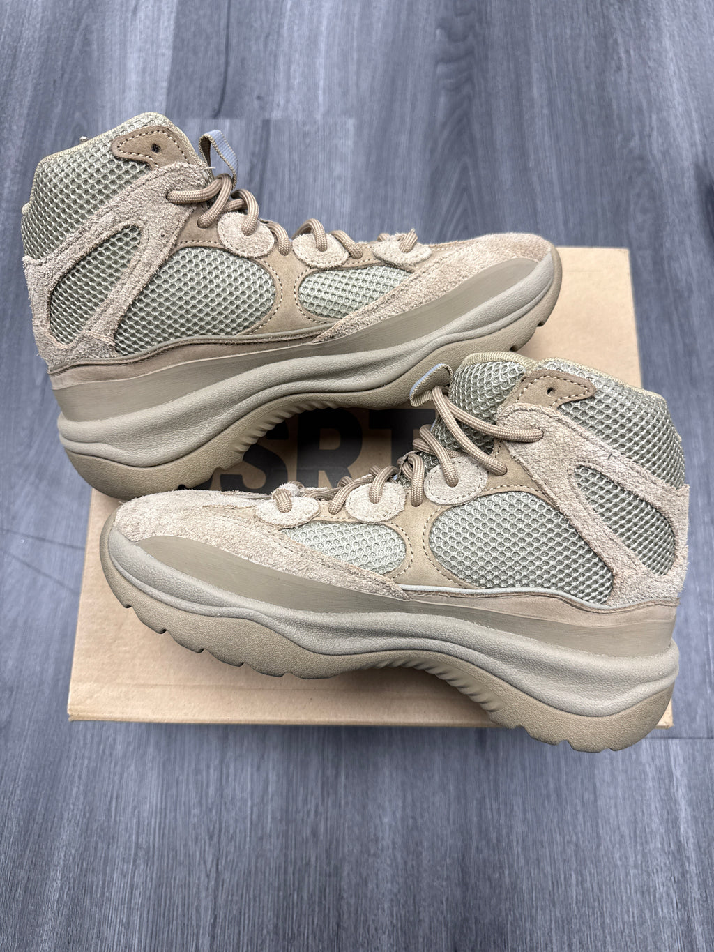 Adidas Yeezy Dessert Boot Rock - size 6.5