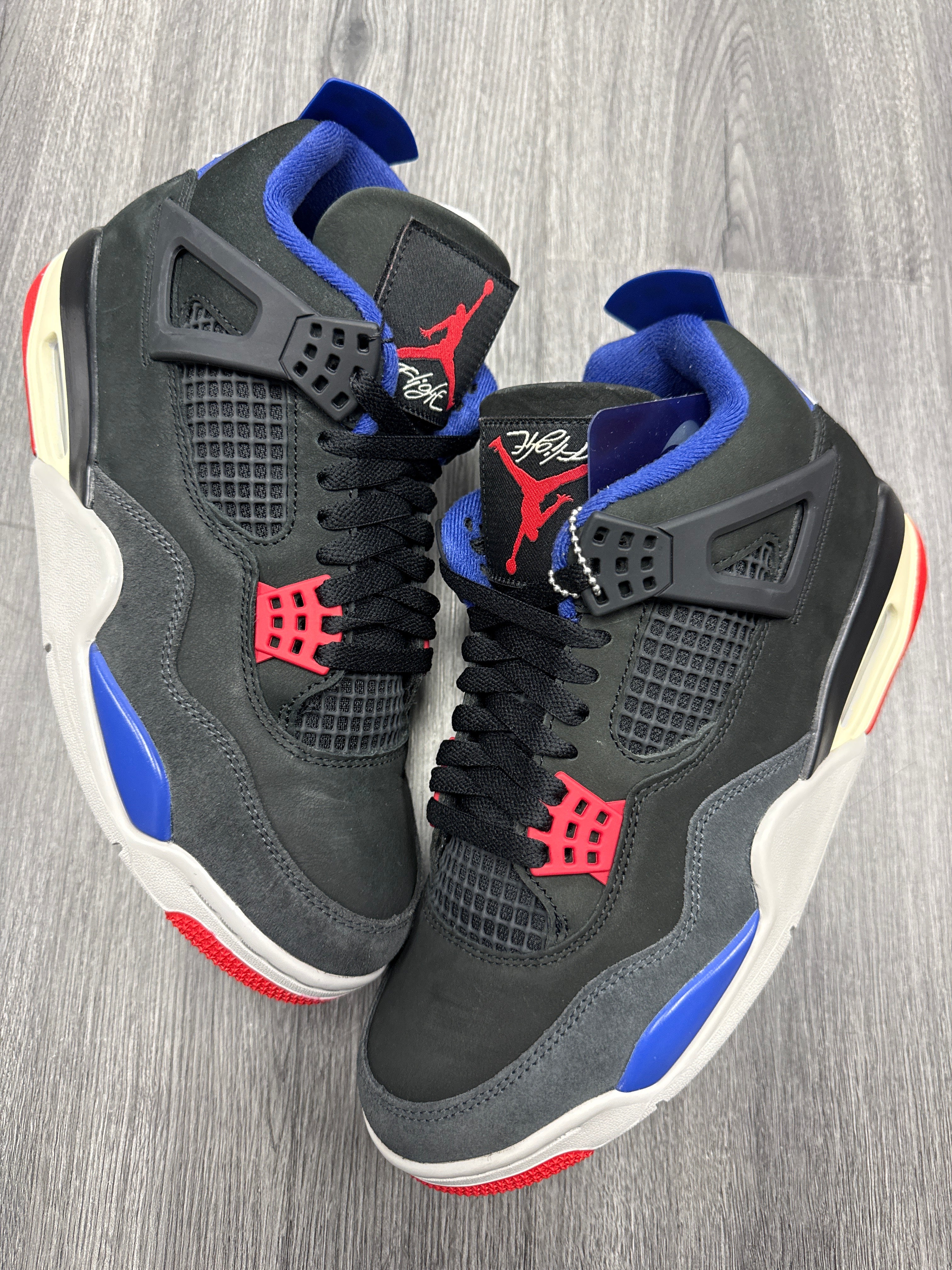Jordan 4 Rare Air - size 8