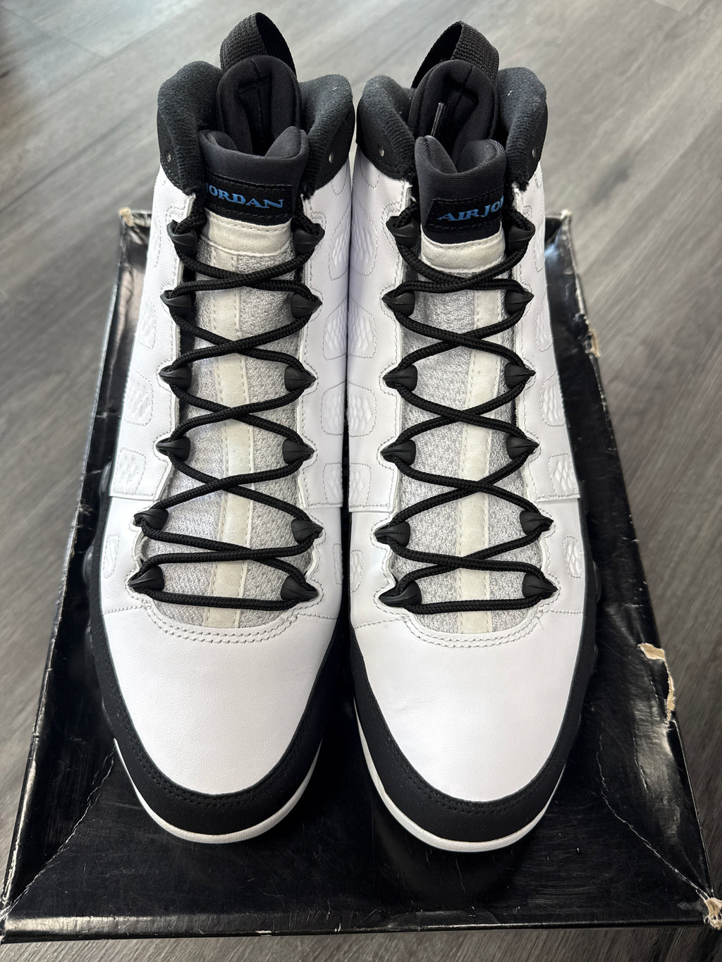 Jordan 9 University Blue - size 11.5