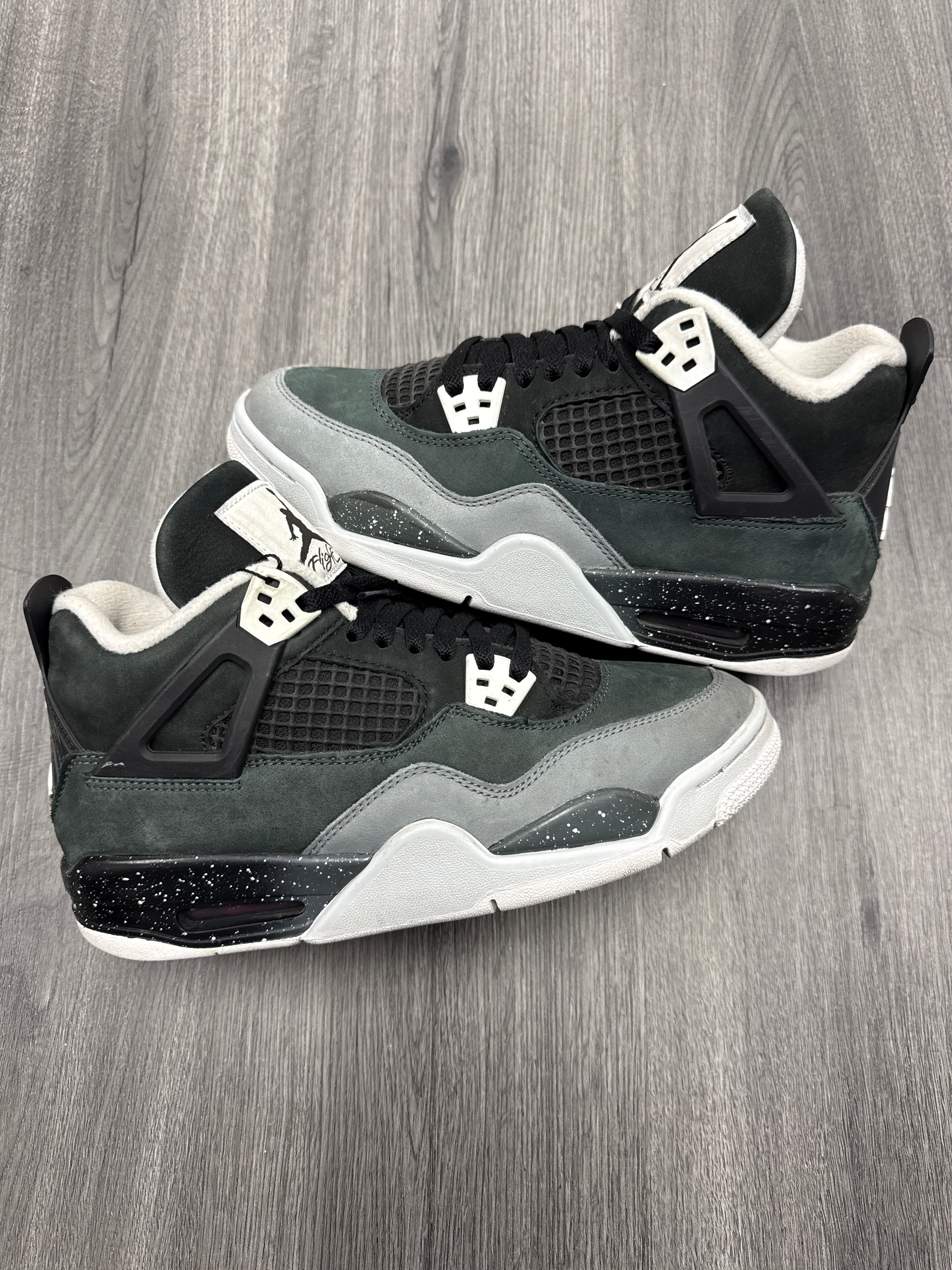 Jordan 4 Fear GS - size 7