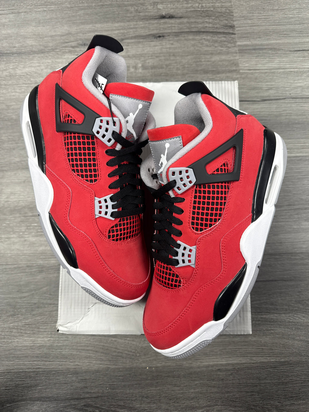 Jordan 4 Toro - size 10.5