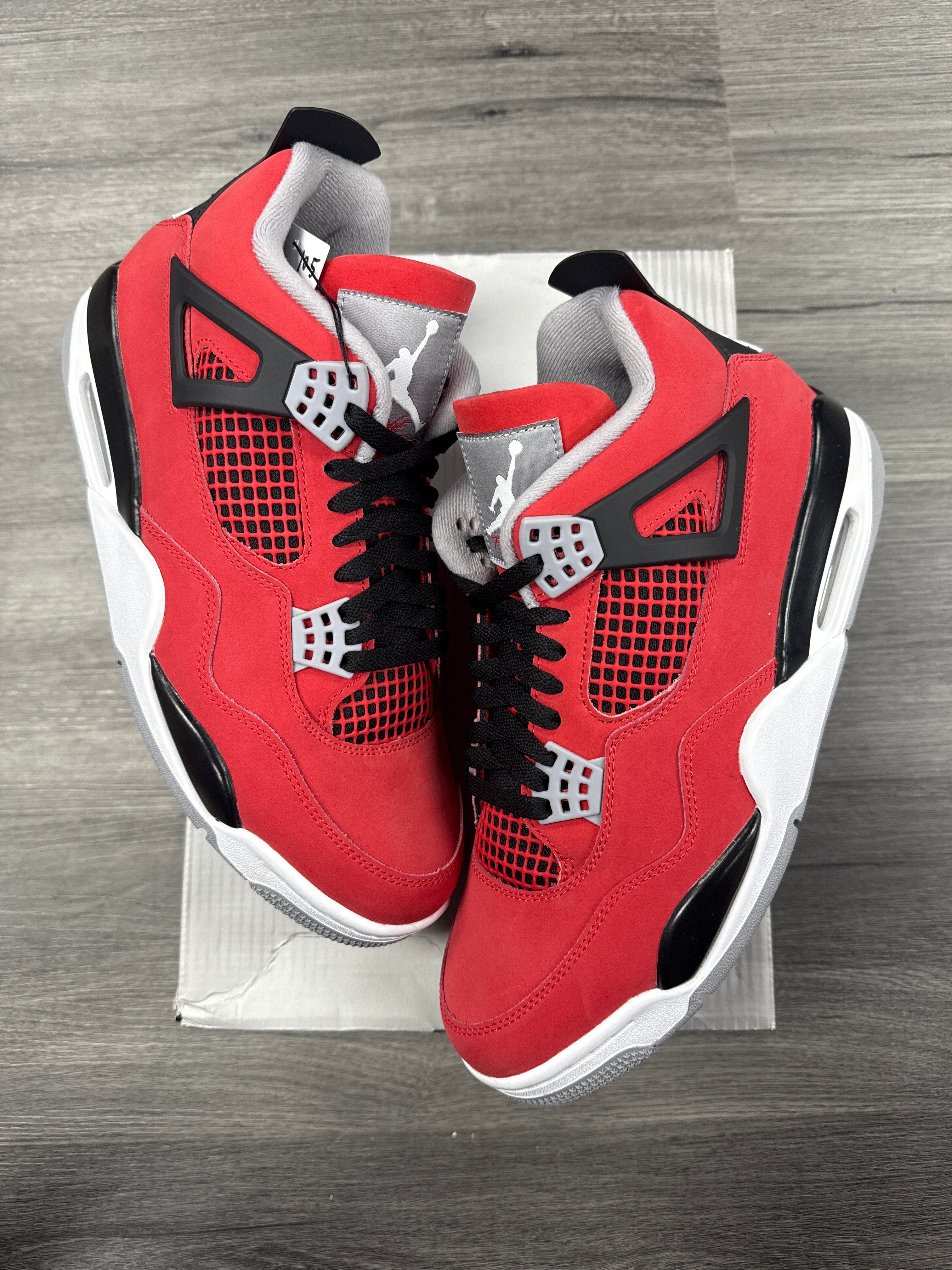 Jordan 4 Toro - size 10.5