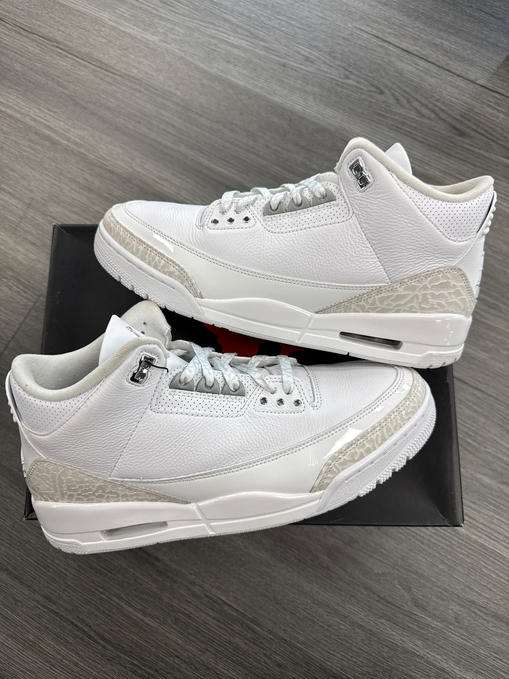 Jordan 3 Pure Money - size 10.5