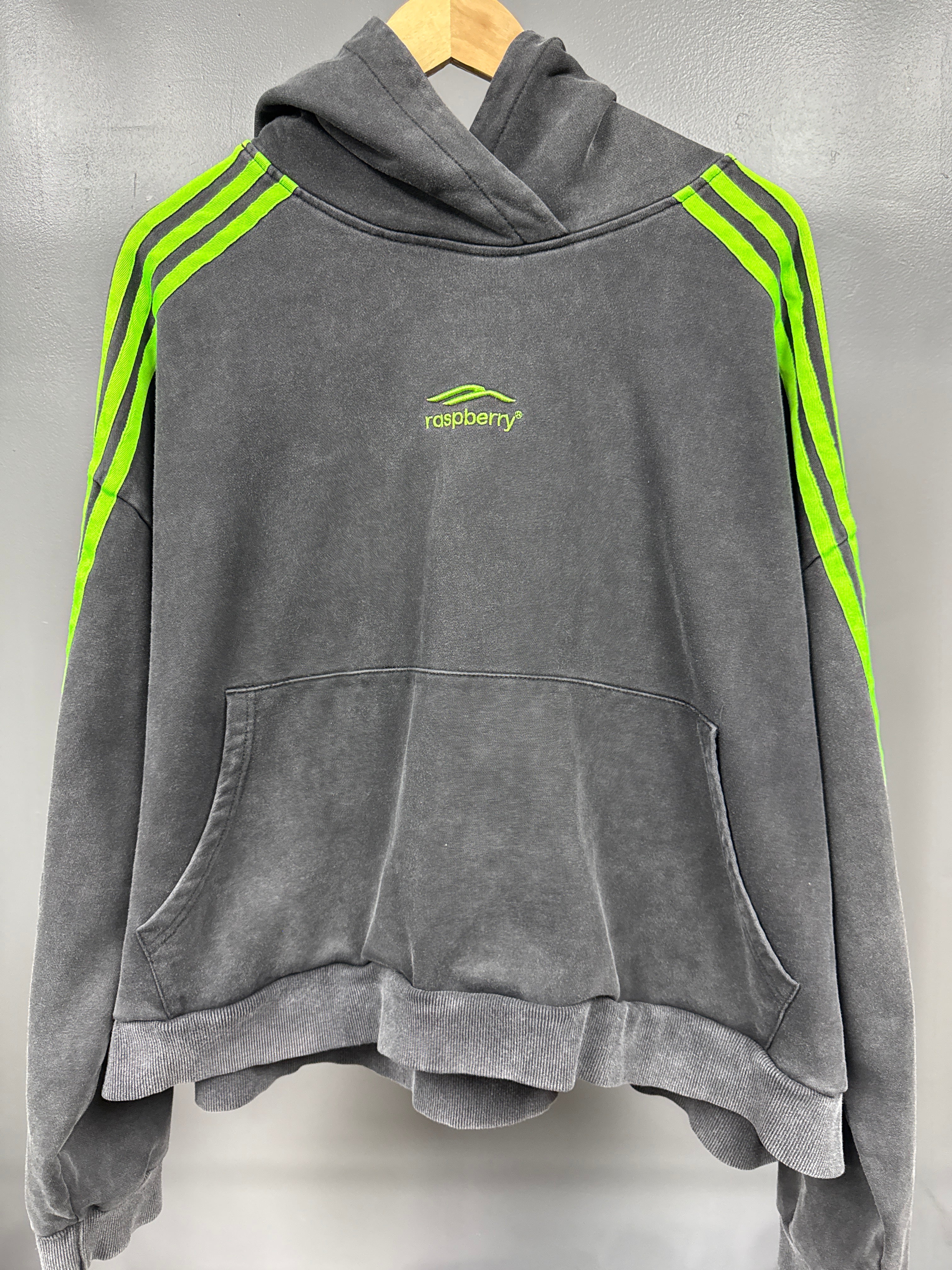 The GV Gallery Stripe Hoodie - size M