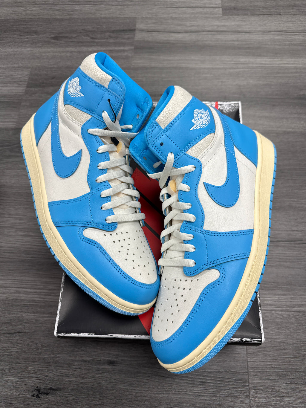 Jordan 1 UNC (reimagined) - size 12