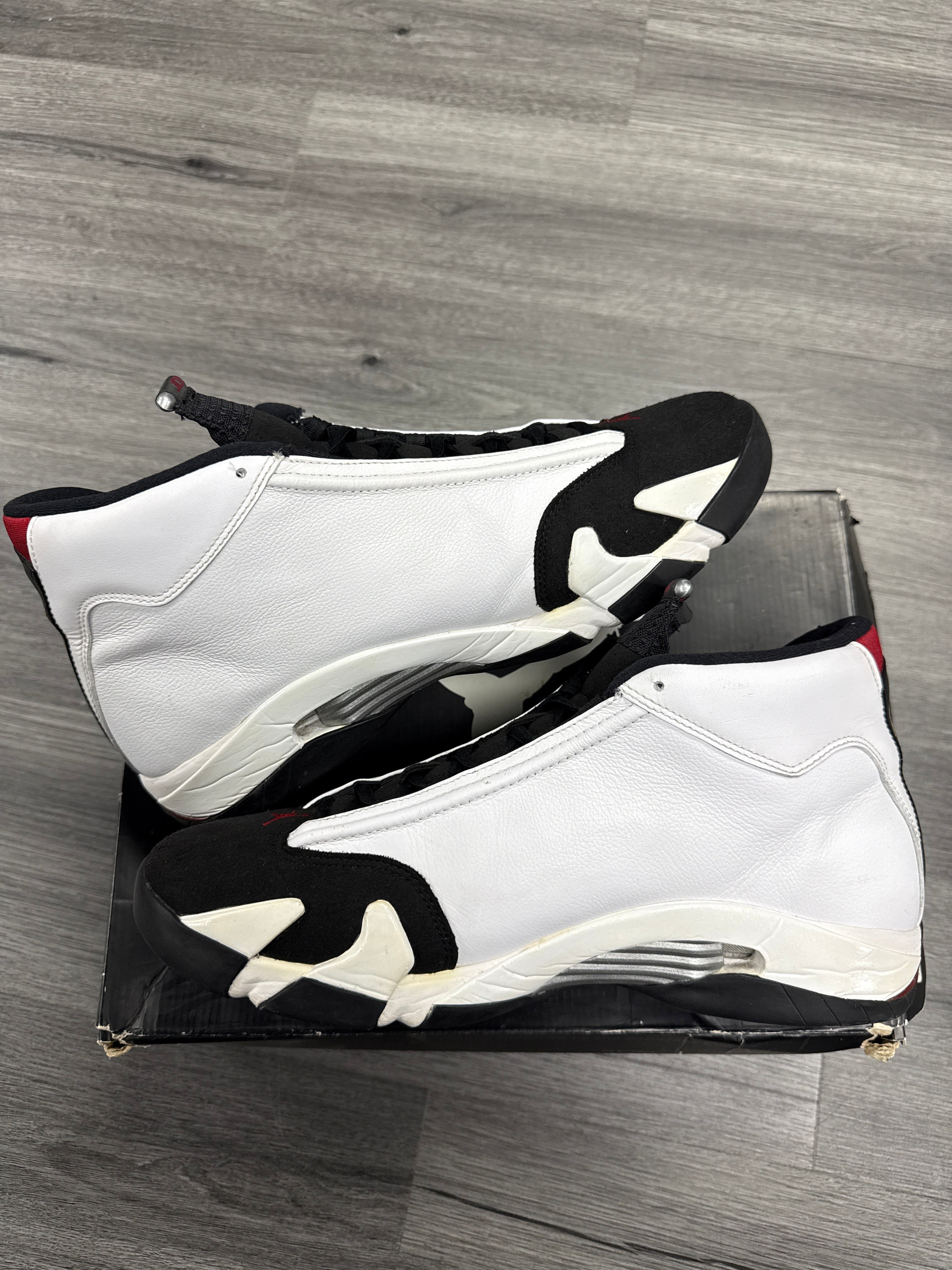Jordan 14 Black Toe - Size 13