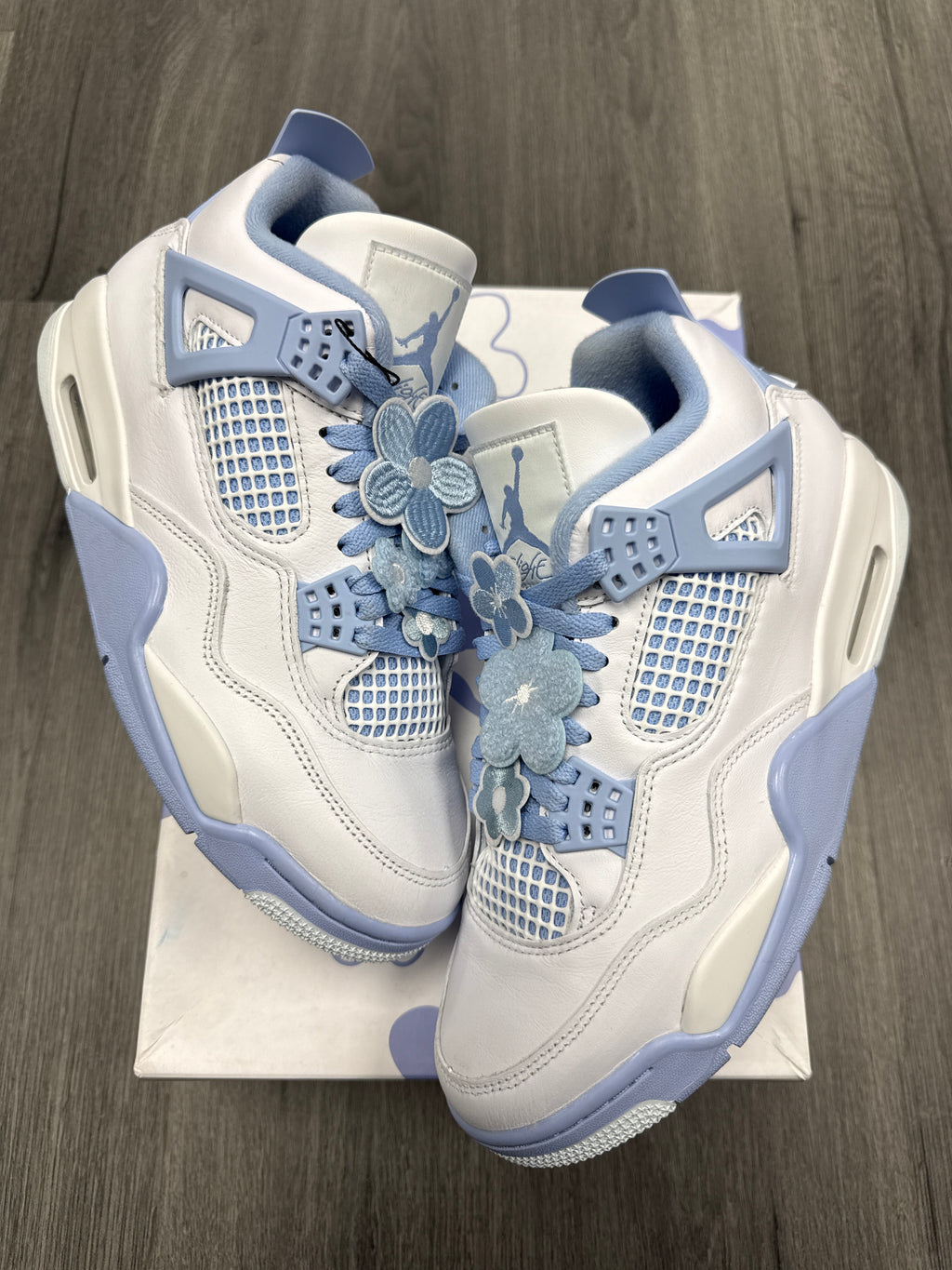 Jordan 4 Forget Me Not - size 8.5m/10w