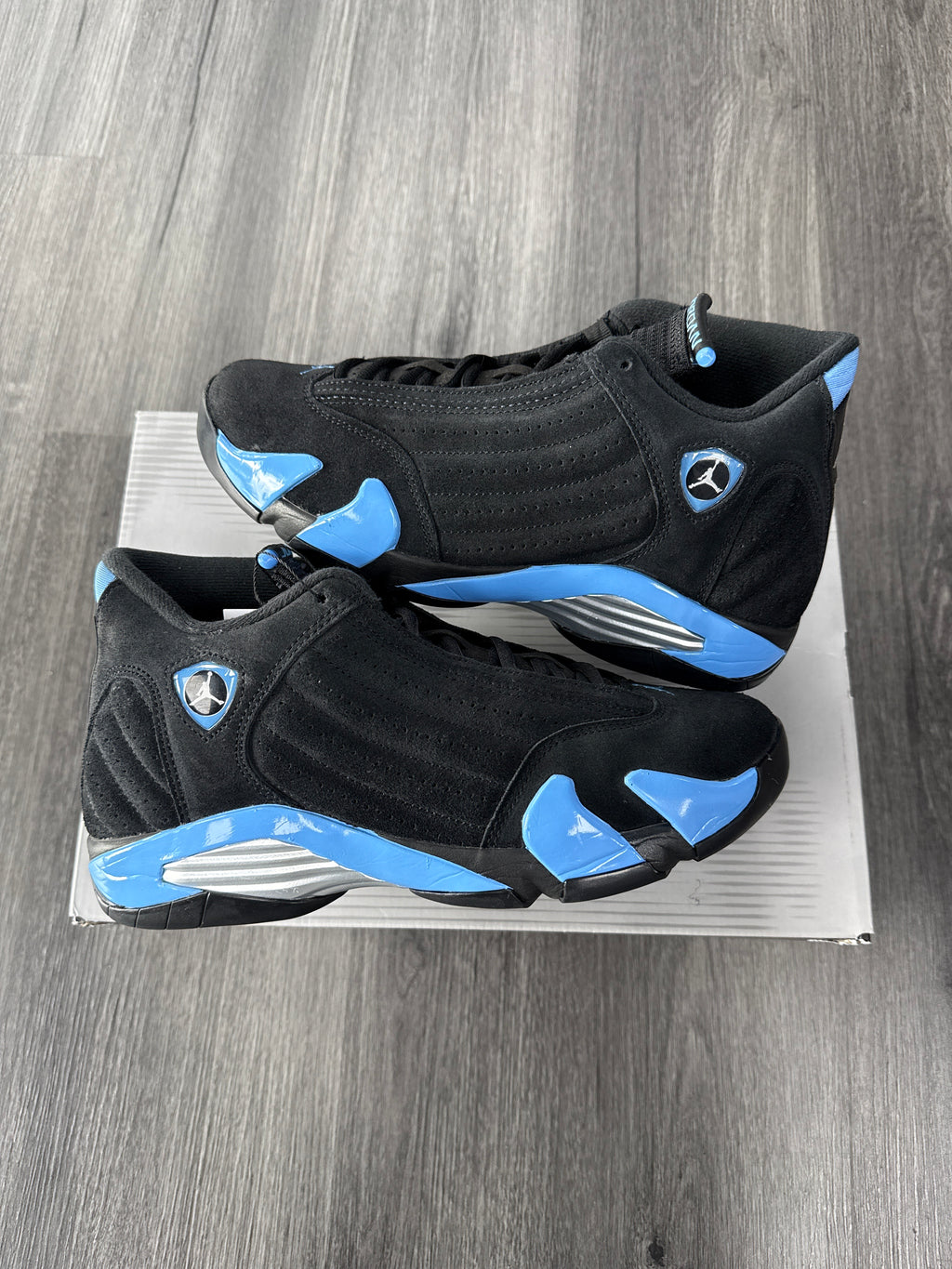 Jordan 14 UNC - size 9