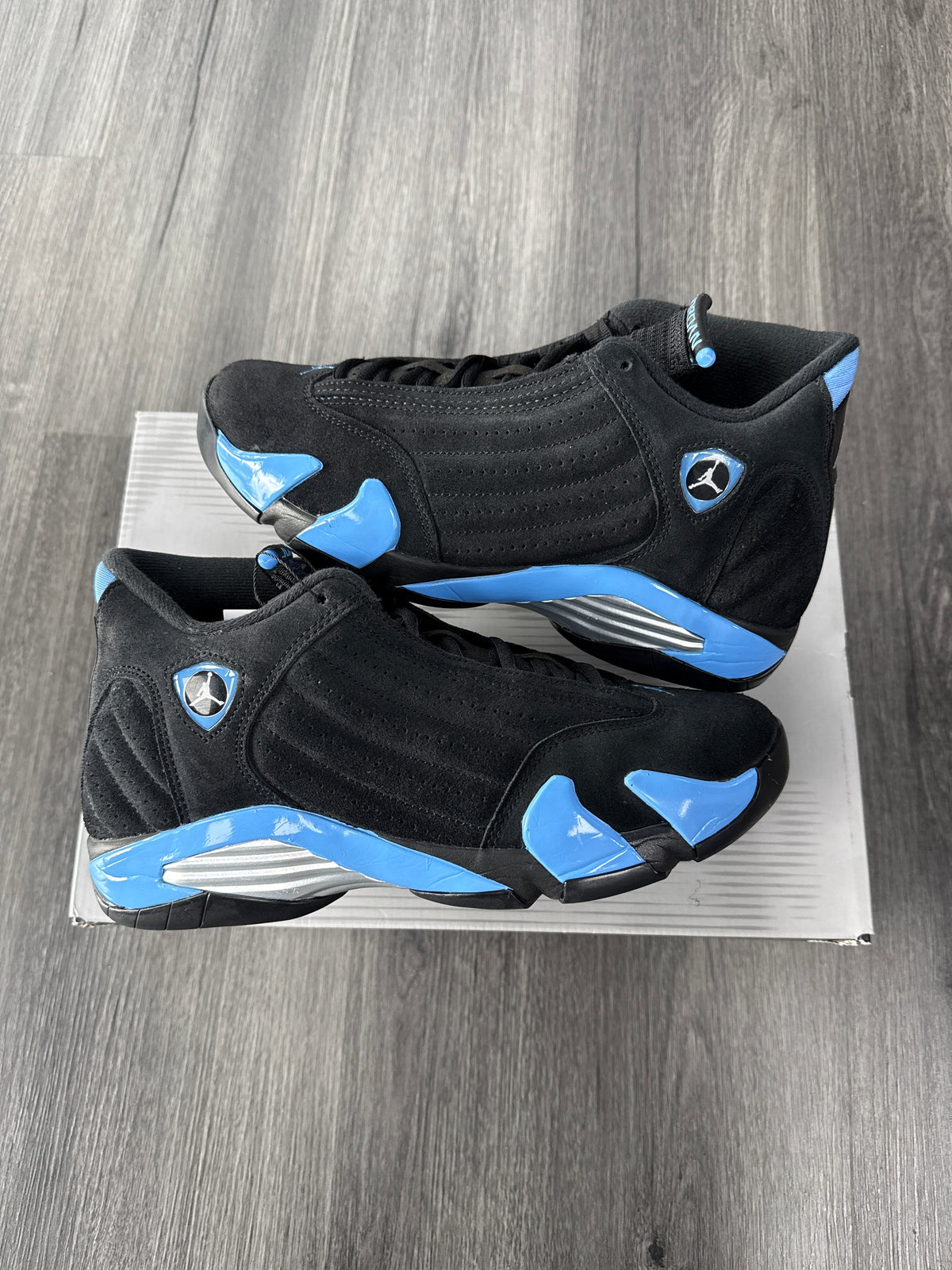 Jordan 14 UNC - size 9