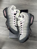 Nike Airmax 95 Pink Foam - size 11M/12.5W