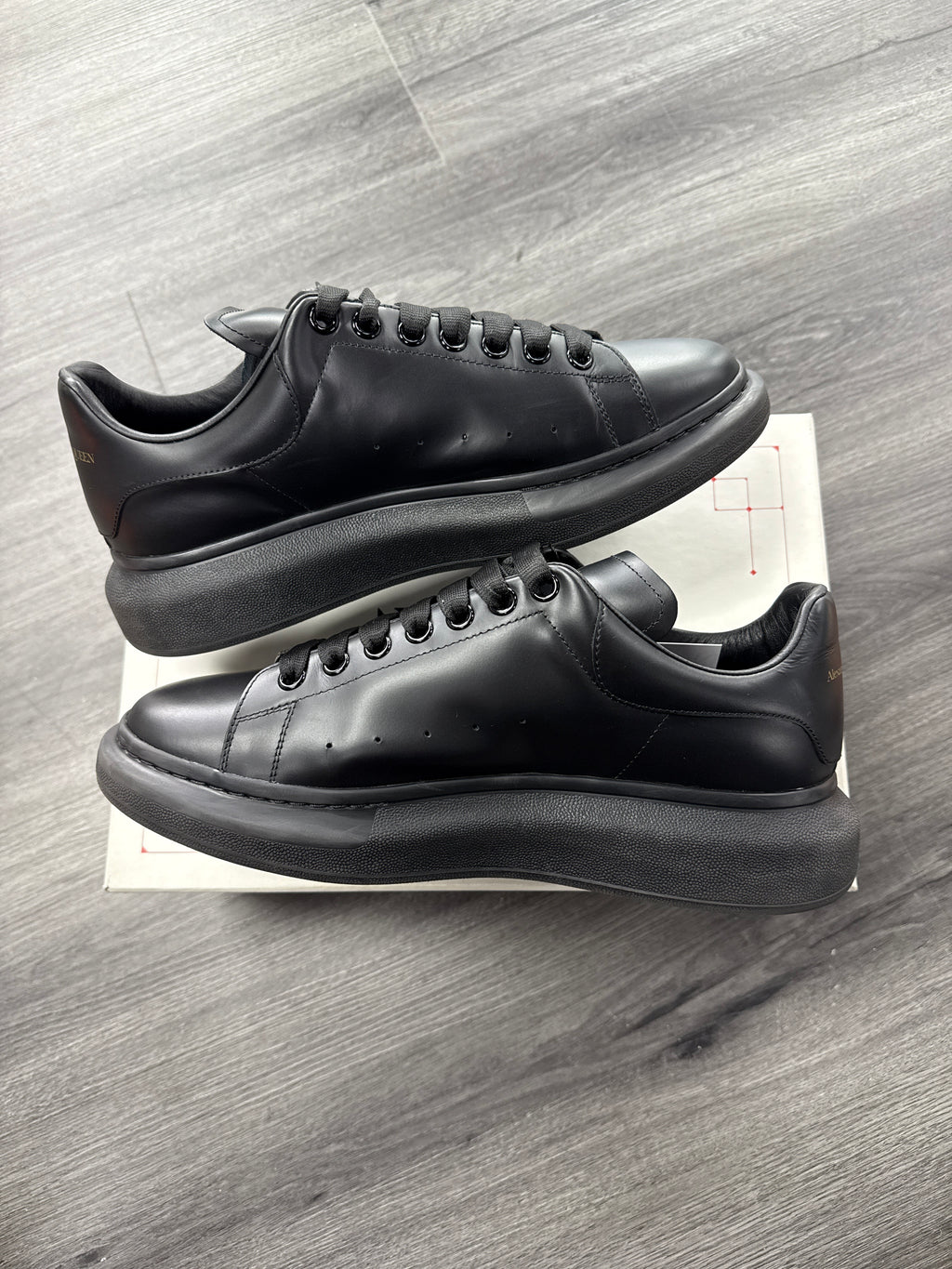 Alexander McQueen Black - size 11