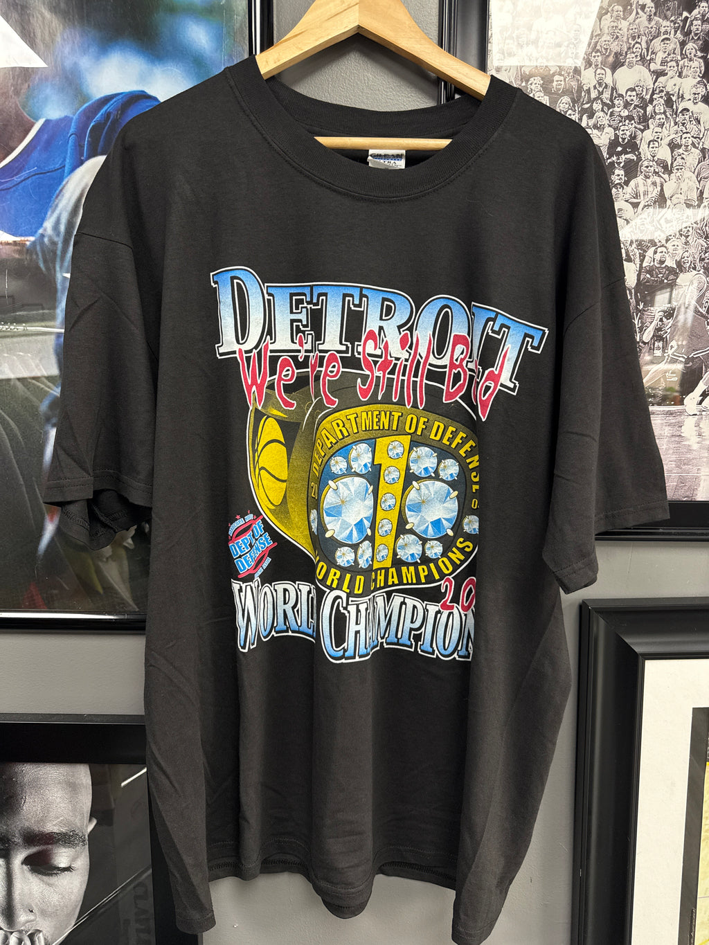 Detroit Pistons ‘04 Championship Tee - size XL