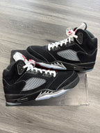 Jordan 5 Black Metallic - size 11