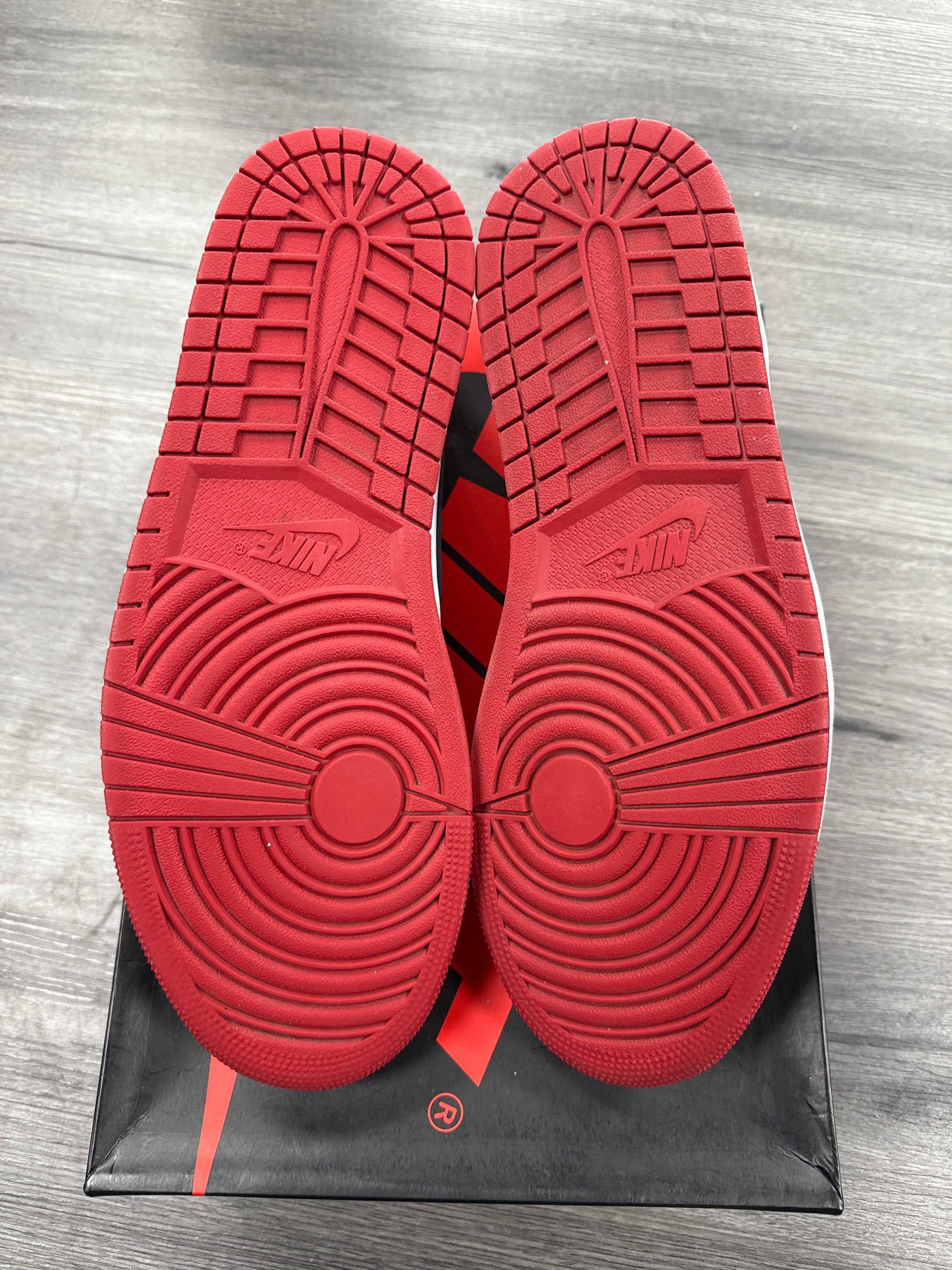 Jordan 1 Low Black Toe - size 13