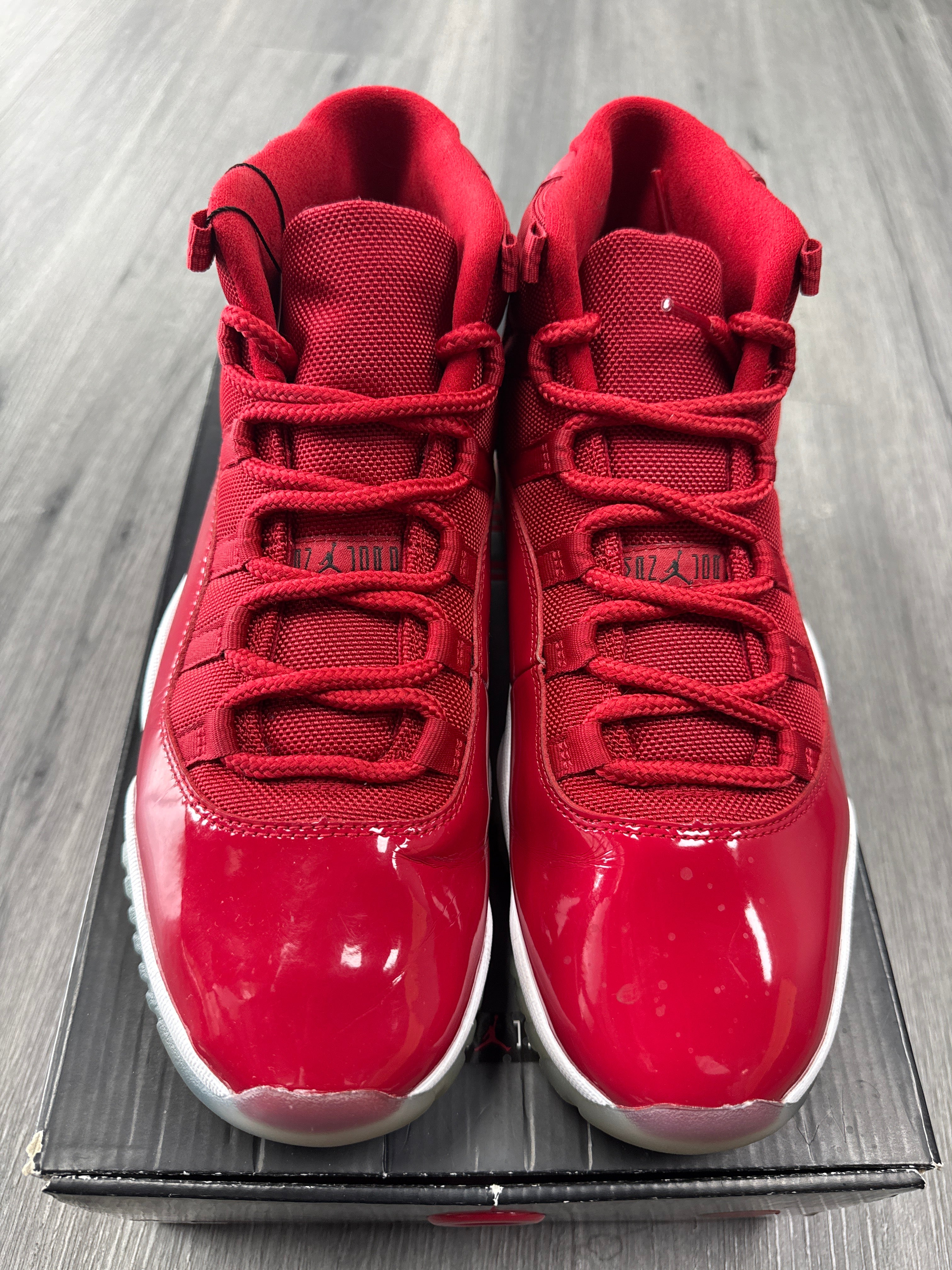 Jordan 11 Win Like 96 - size 10