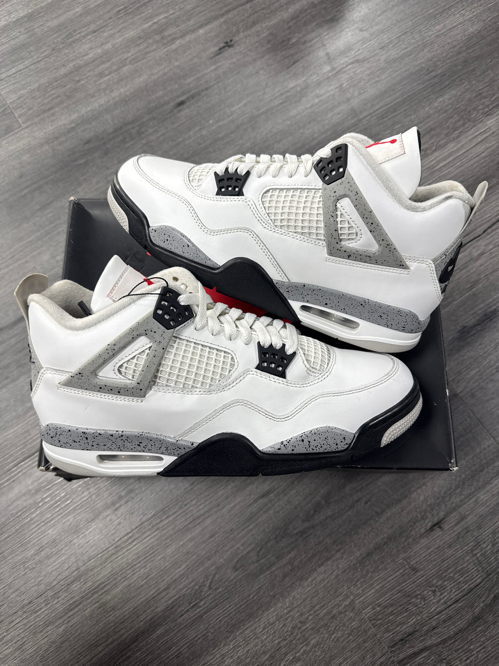 Jordan 4 White Cement - size 10.5