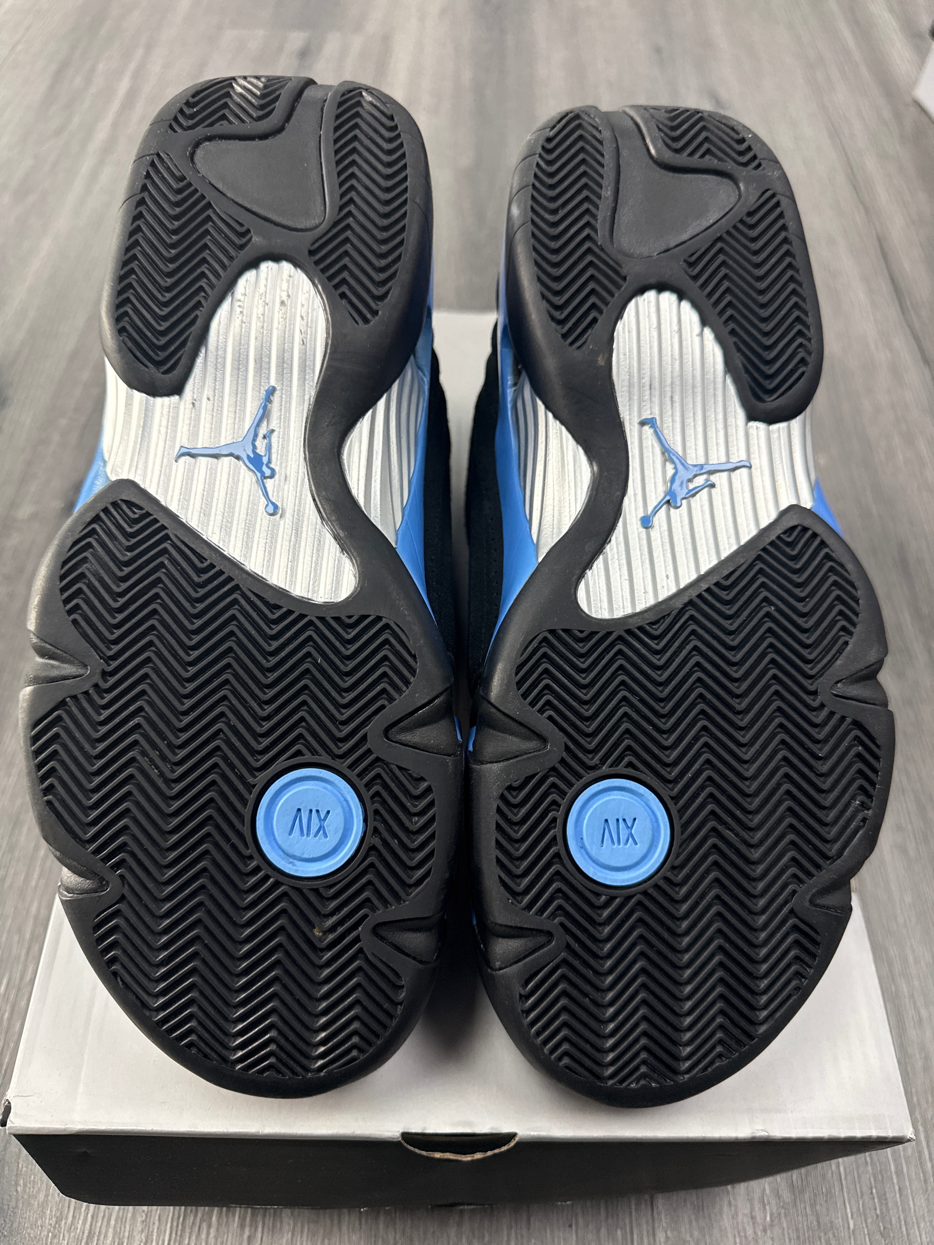 Jordan 14 University Blue - size 10