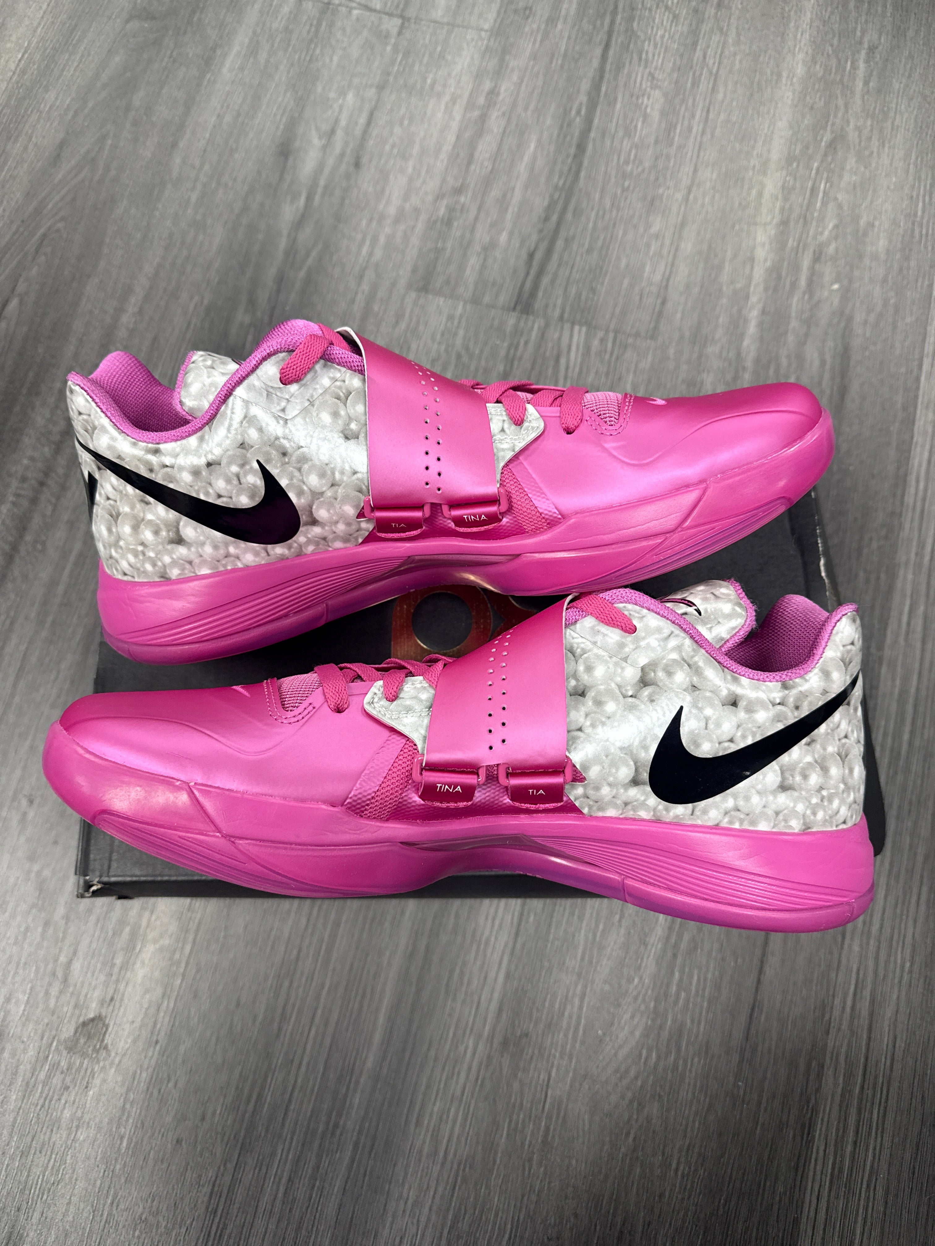Nike KD 6 Aunt Pearl - size 12