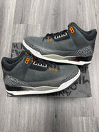 Jordan 3 Fear - size 8